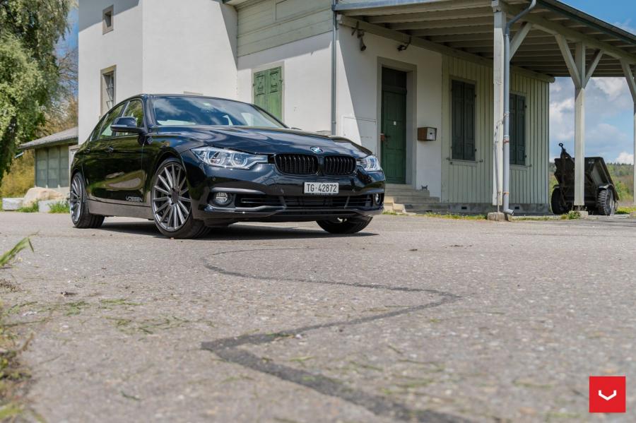  BMW 3-Series Sedan on Vossen Wheels (VFS2) 2017 года  (фото 13 из 25)